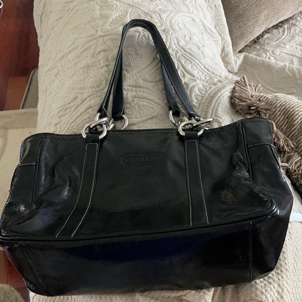 Coach purse barely used great condition